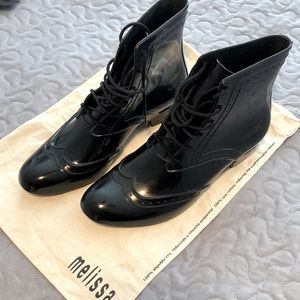 Beautiful never worn Melissa ankle booties sz 7 US/38EU